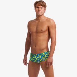 Funky Trunks - B1 - Mens Classic Trunks 13 Funky Trunks - B1 - Mens Classic Trunks -Swimming Clothing funky trunks b1 mens classic trunks 5