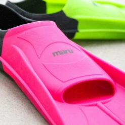 Maru - "New" Training Fins / Flippers - Neon Pink/Black -Swimming Clothing maru new training fins flippers neon pink black 5